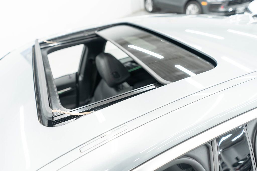 Used 2025 BMW 430i xDrive w/ Premium Package image 55