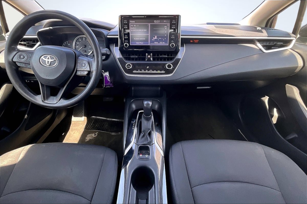 Used 2020 Toyota Corolla LE FWD image 16