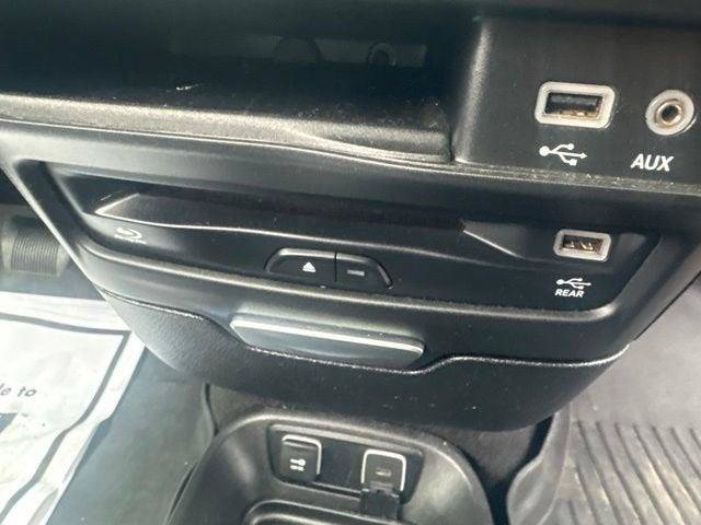Used 2018 Chrysler Pacifica Touring-L Plus FWD image 20
