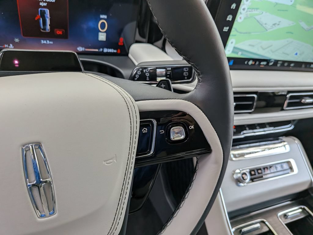 New 2026 Lincoln Aviator Reserve w/ Luxury Package RWD image 21