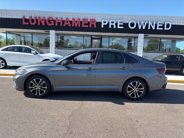 Used 2024 Volkswagen Jetta Sport FWD image 9
