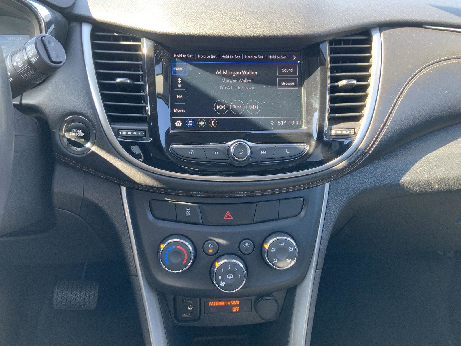 Used 2018 Chevrolet Trax LT w/ LT Convenience Package FWD image 30