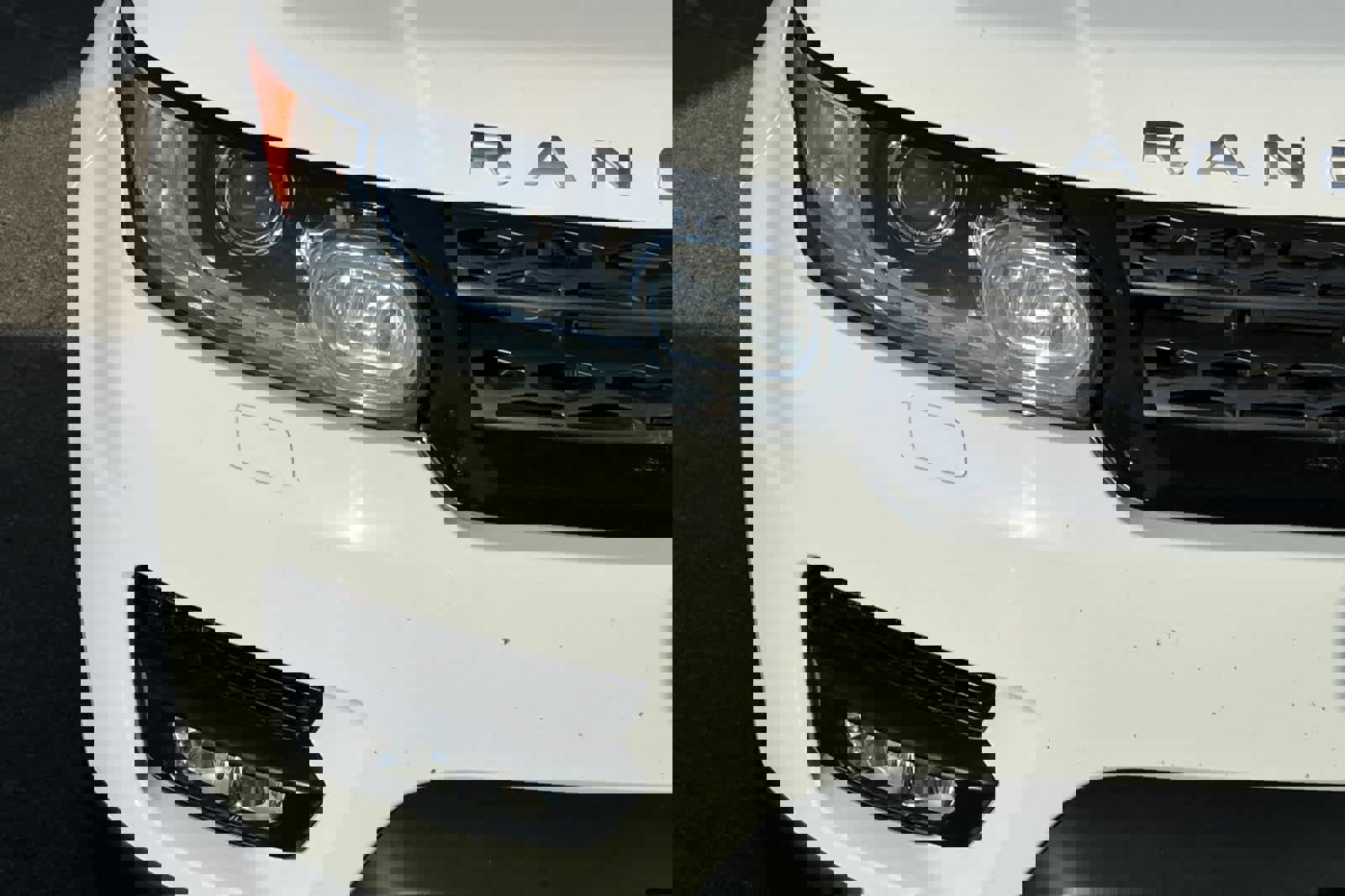 Used 2017 Land Rover Range Rover Sport SE image 14