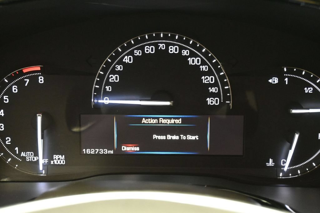 Used 2017 Cadillac XT5 Luxury w/ Driver Awareness Package FWD image 17