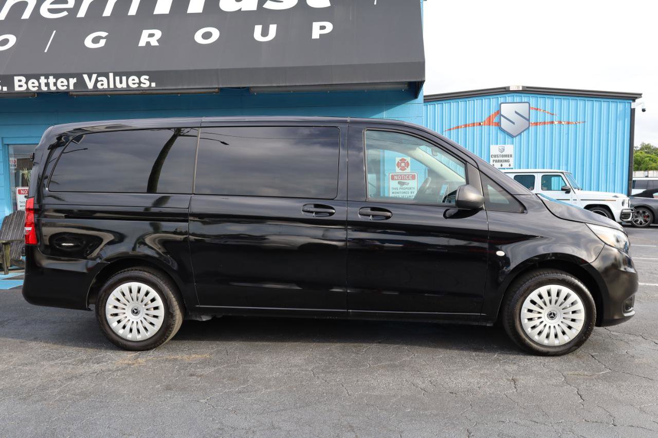 Used 2019 Mercedes-Benz Metris Passenger image 5