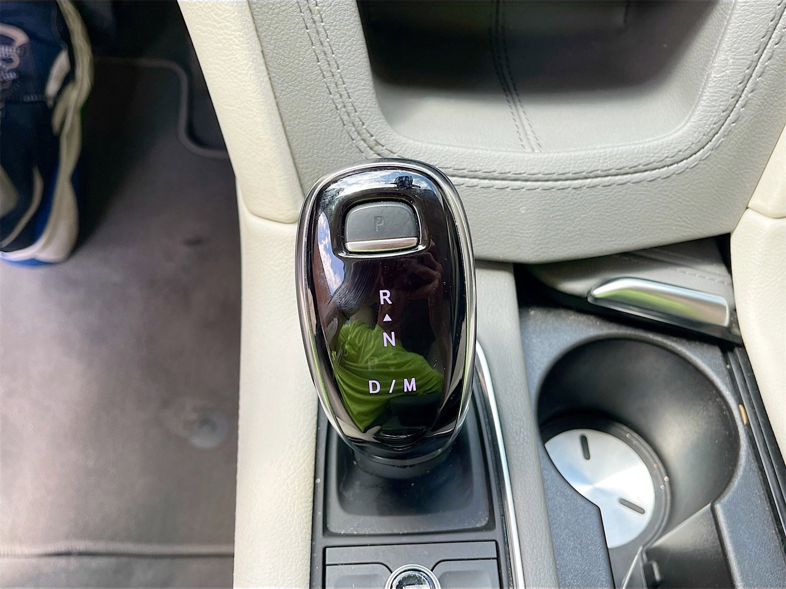 Used 2024 Cadillac XT6 Premium Luxury image 17