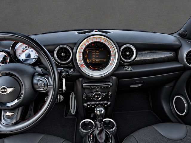 Used 2013 MINI Cooper S w/ Sport Pkg FWD image 3