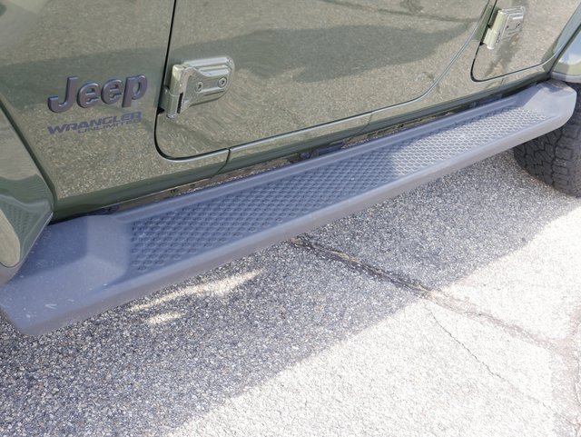 Used 2021 Jeep Wrangler Unlimited Sahara image 11