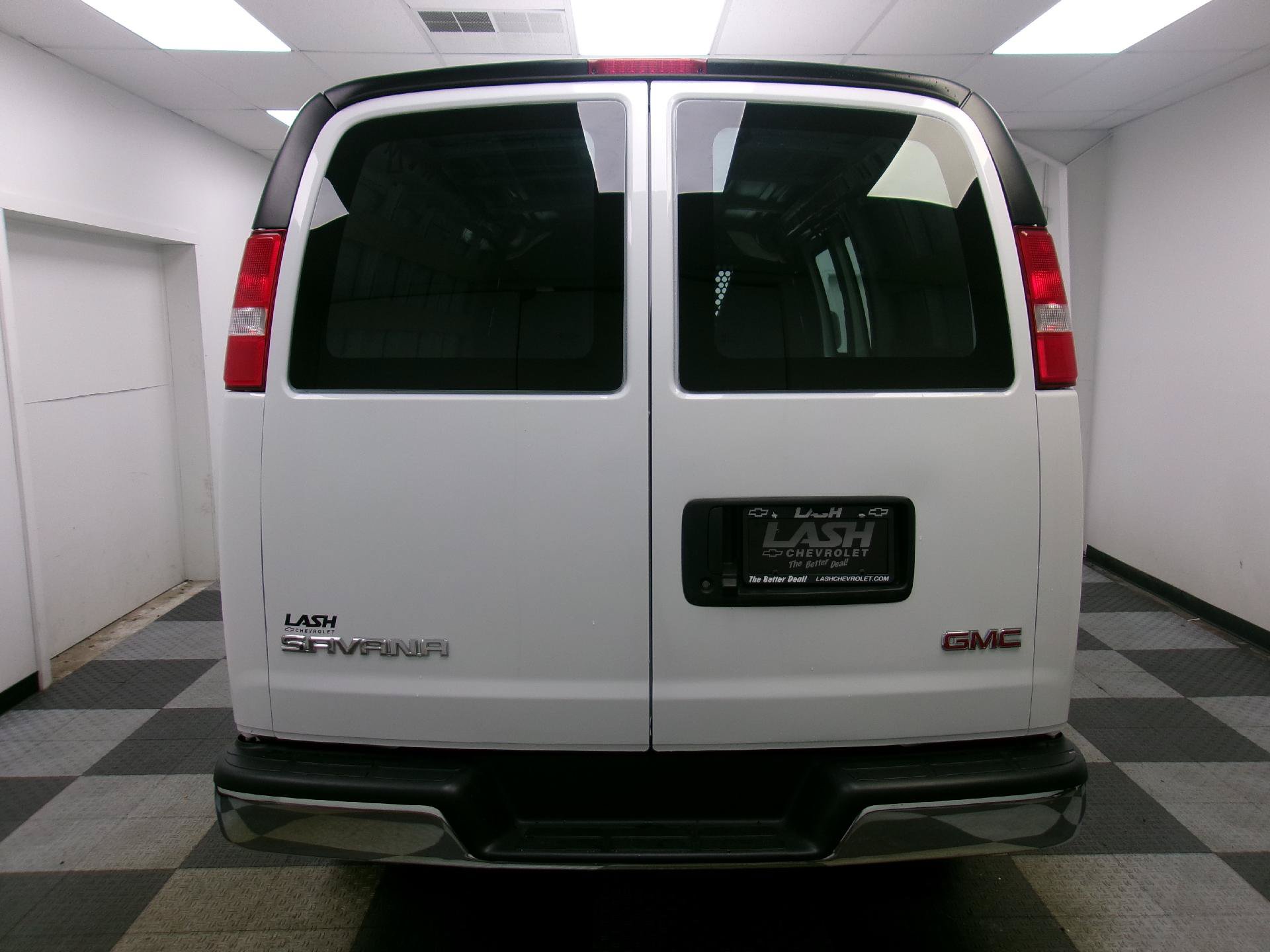Used 2025 GMC Savana 2500 w/ Driver Convenience Package RWD image 10