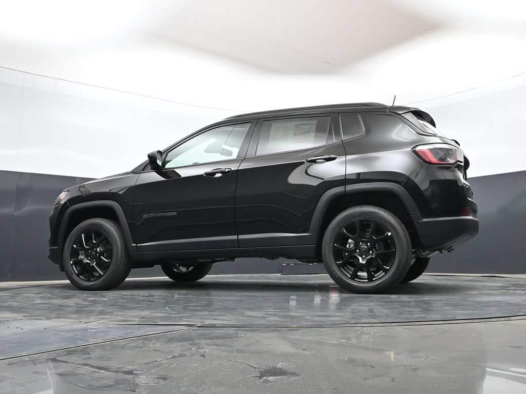 New 2026 Jeep Compass Latitude AWD/4WD image 46
