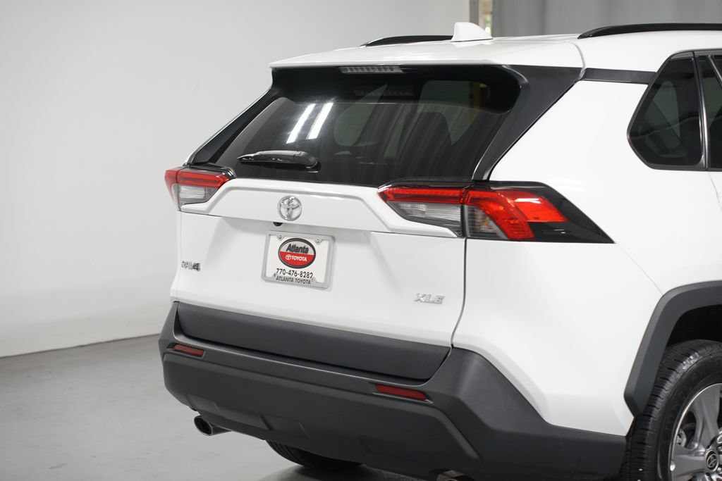 Used 2023 Toyota RAV4 XLE FWD image 9