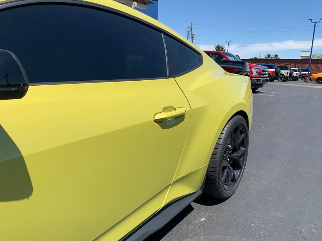 Used 2025 Ford Mustang GT Premium RWD image 14