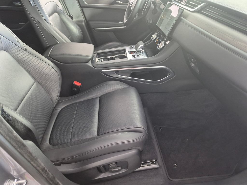 Used 2023 Jaguar F-PACE S AWD/4WD image 30