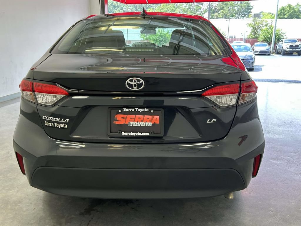 Used 2024 Toyota Corolla LE FWD image 4