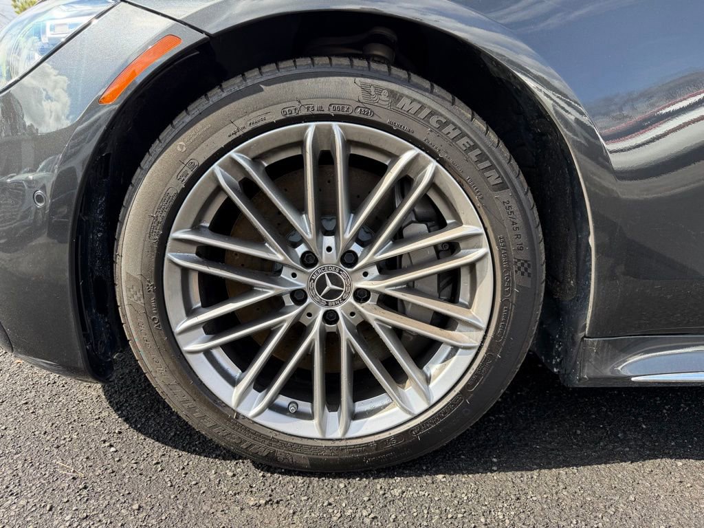 Used 2022 Mercedes-Benz S 580 4MATIC Sedan w/ AMG Line Package image 8