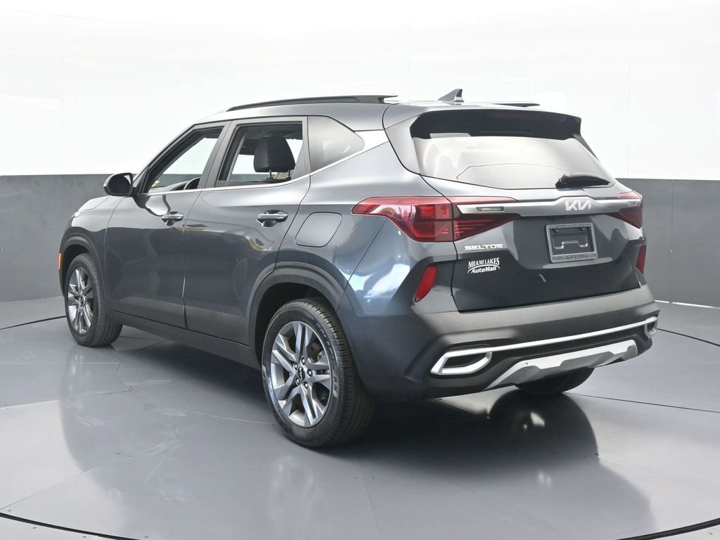 Used 2023 Kia Seltos S w/ Navigation Package image 4