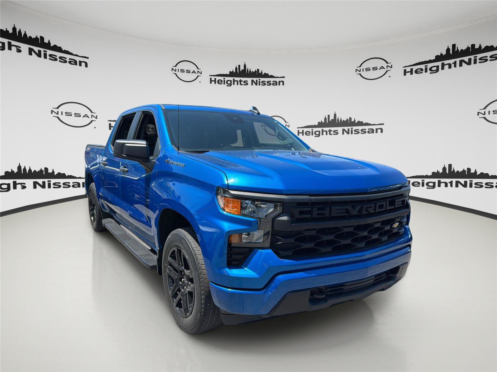 Used 2023 Chevrolet Silverado 1500 Custom AWD/4WD image 9