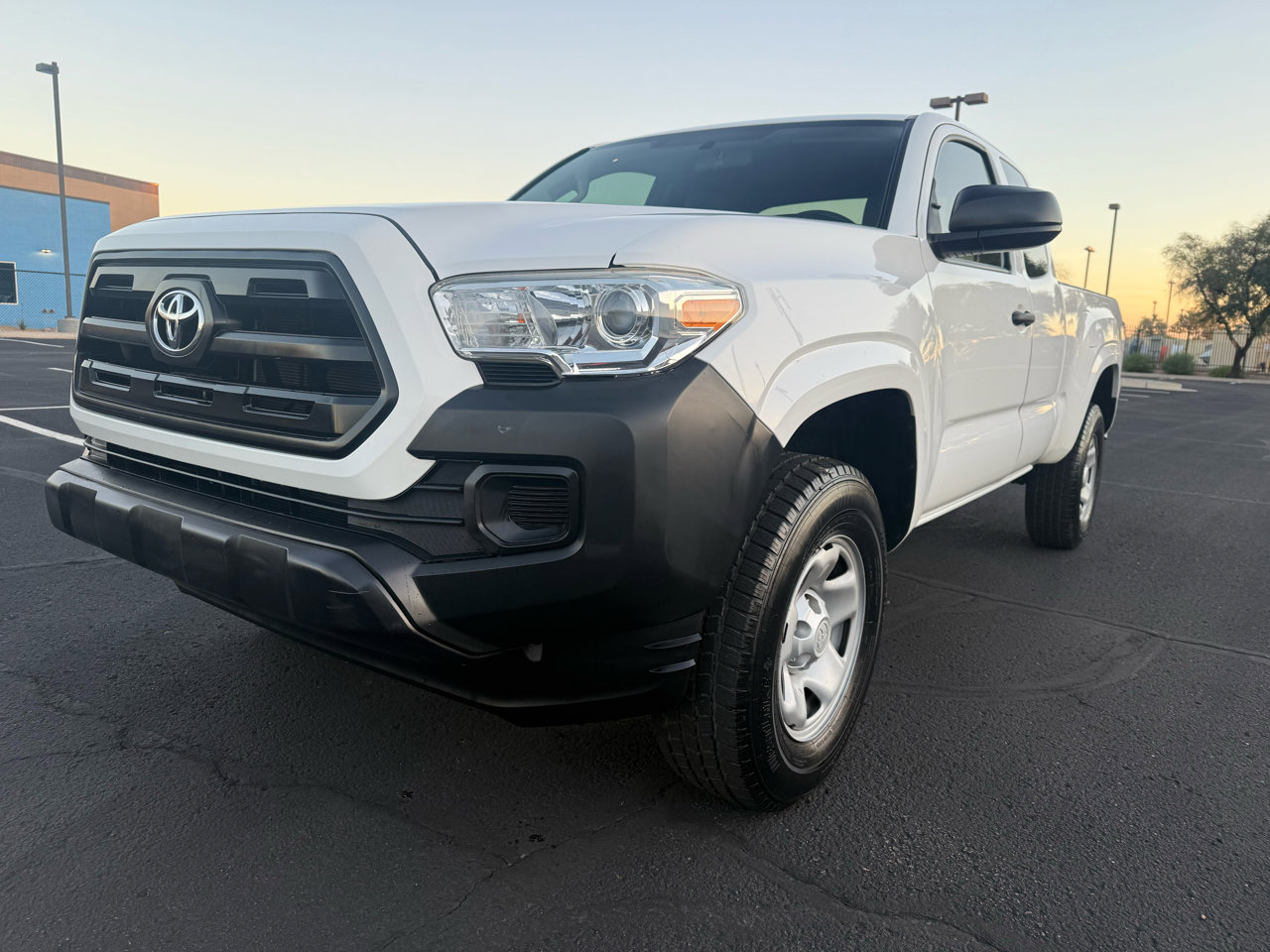 Used 2016 Toyota Tacoma SR RWD image 7