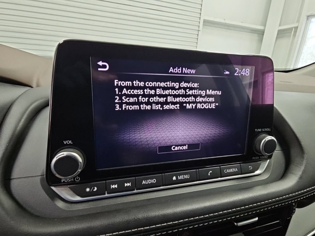 Used 2023 Nissan Rogue SV FWD image 16