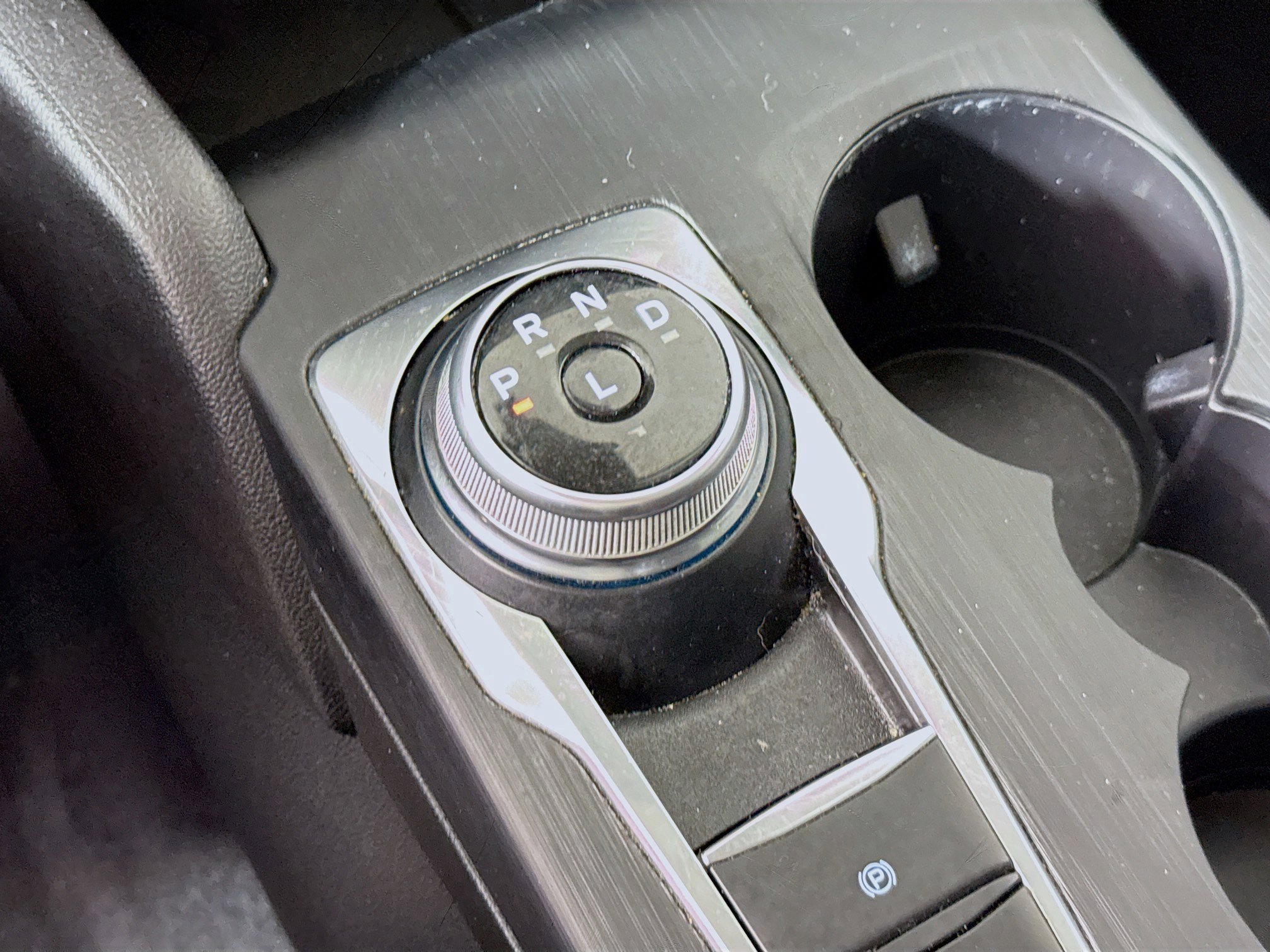 Used 2022 Ford Escape S image 17