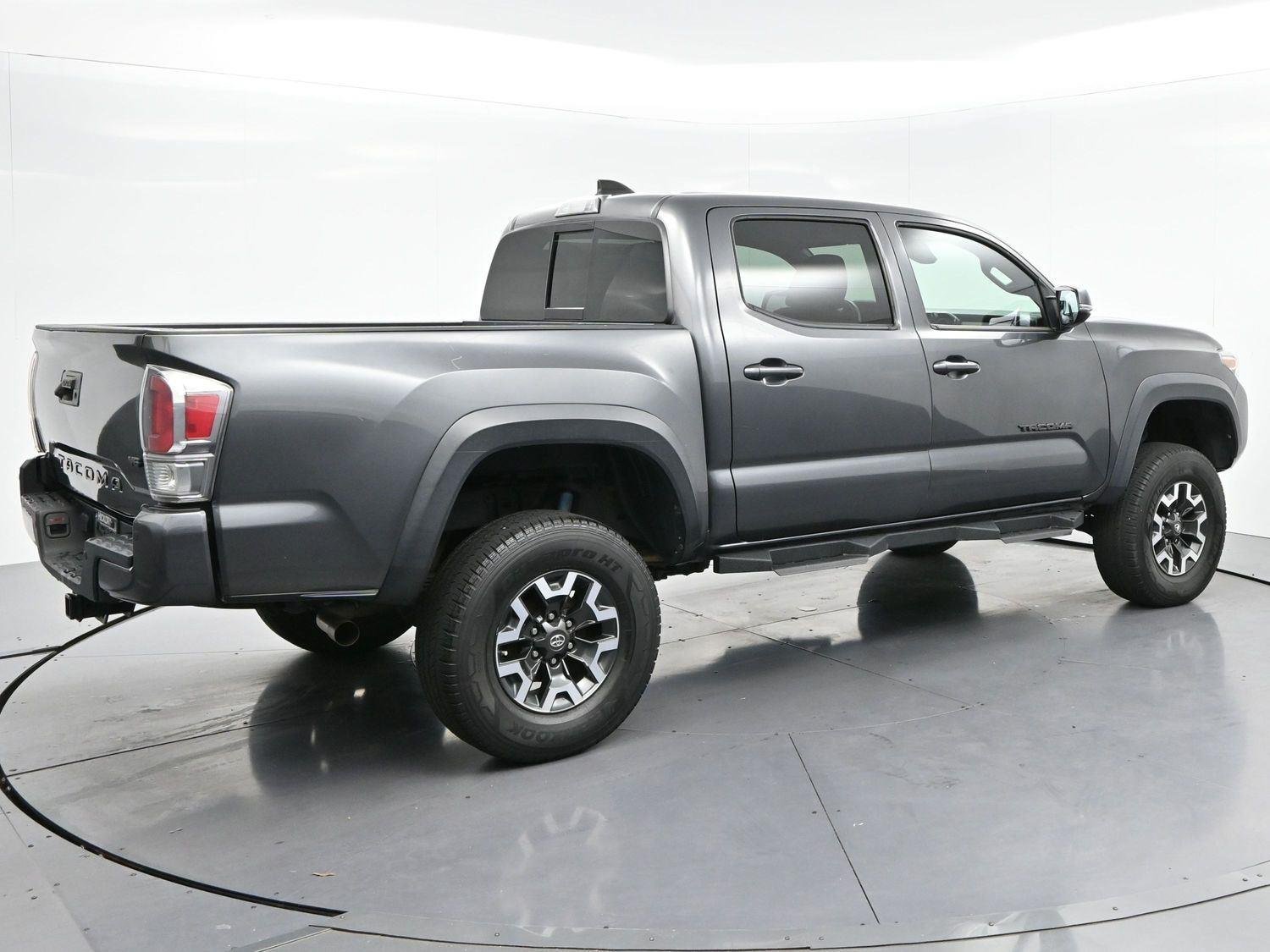 Used 2020 Toyota Tacoma TRD Off-Road w/ Technology Package AWD/4WD image 7