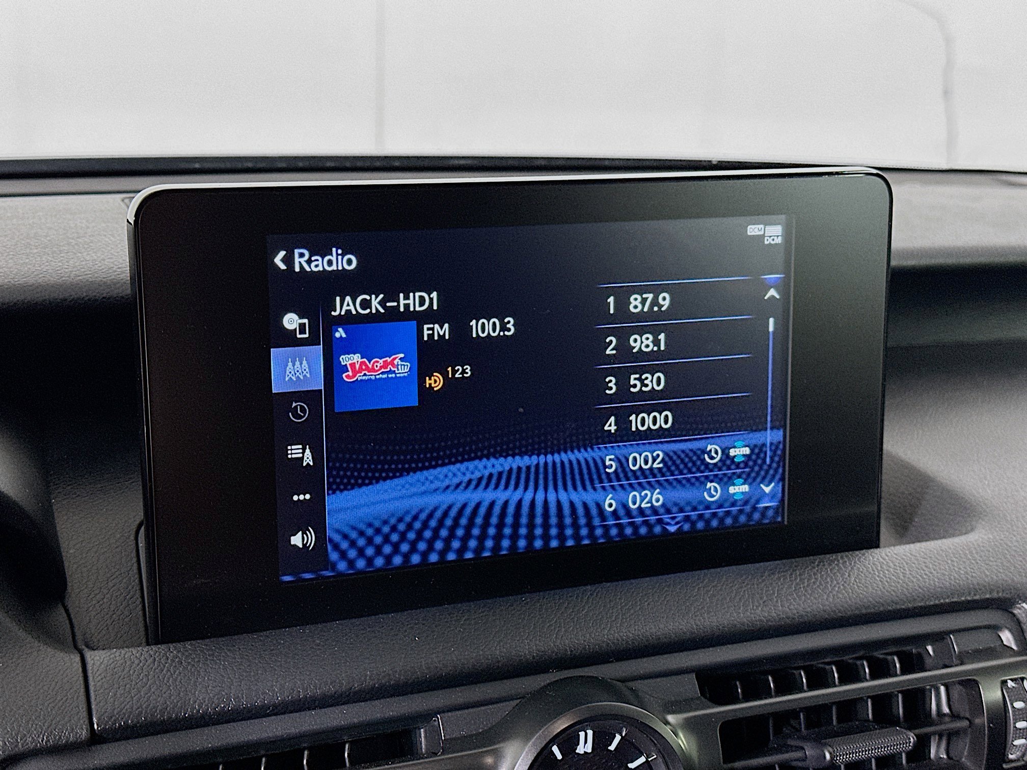 Used 2025 Lexus IS 300 w/ Comfort Package RWD image 21