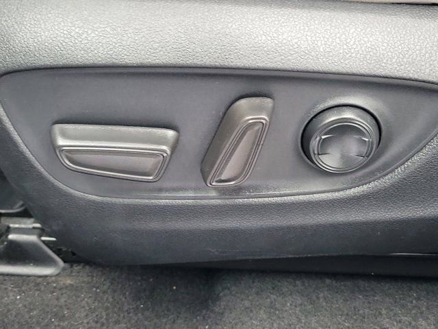 Used 2021 Toyota RAV4 XLE FWD image 23