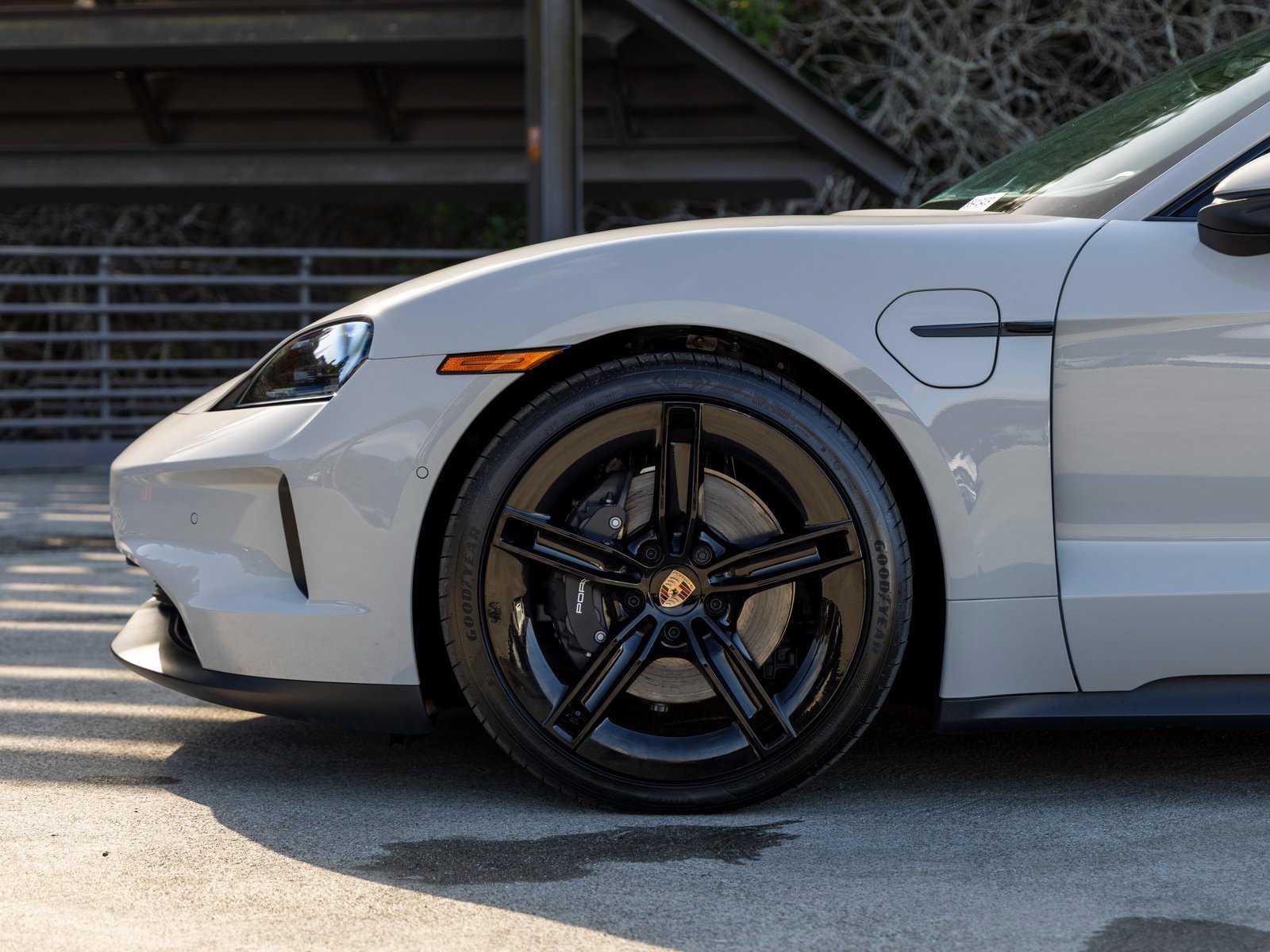 New 2025 Porsche Taycan image 13