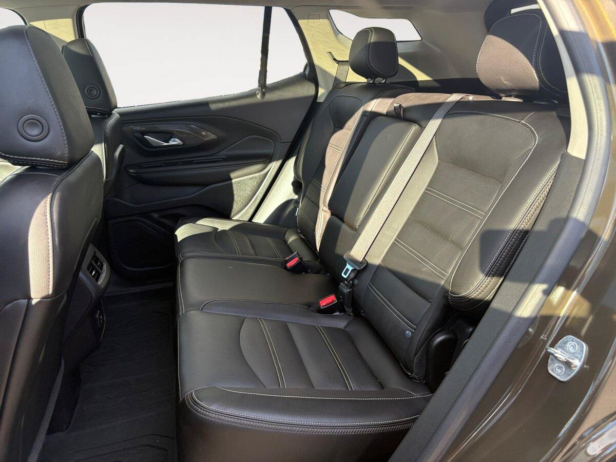 Used 2023 GMC Terrain Denali w/ LPO, Floor Liner Package AWD/4WD image 13