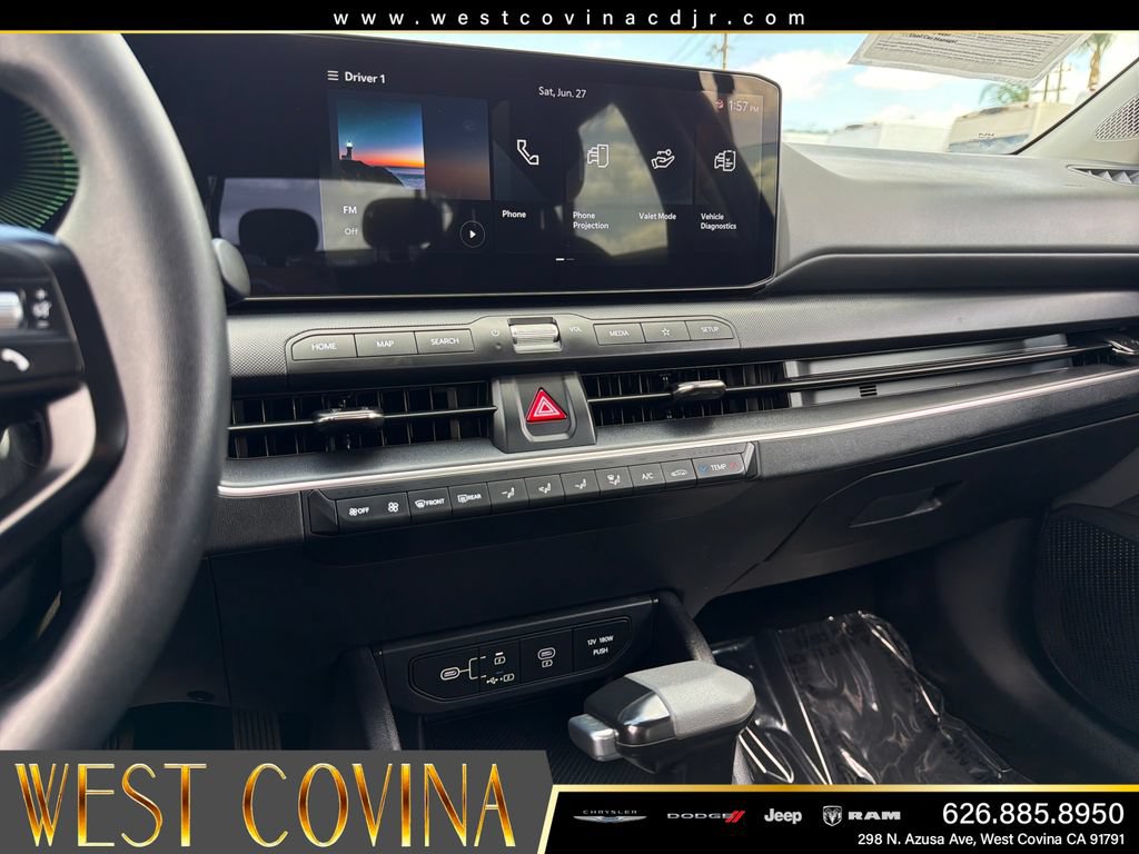 Used 2025 Kia K4 FWD image 9