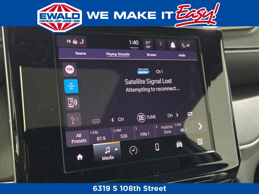 New 2025 Jeep Grand Cherokee Laredo X image 3