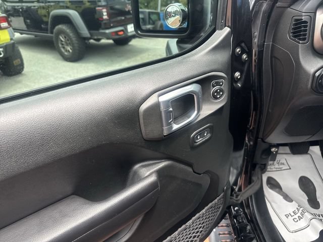 Used 2020 Jeep Wrangler Sport AWD/4WD image 13