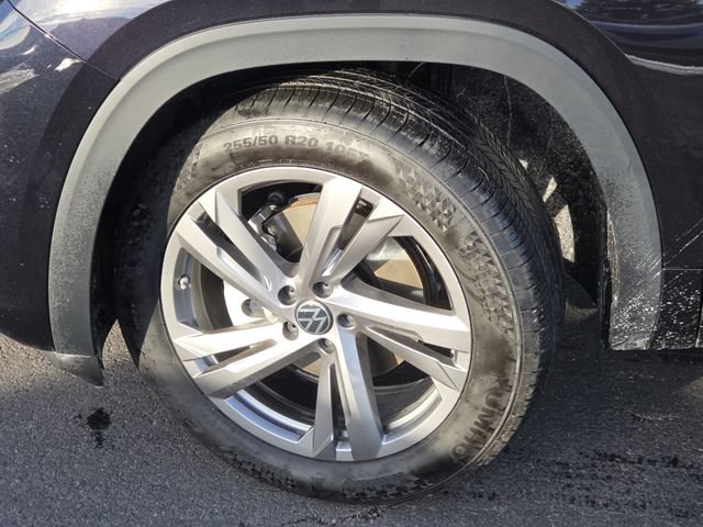 Used 2024 Volkswagen Atlas Cross Sport SEL R-Line image 24