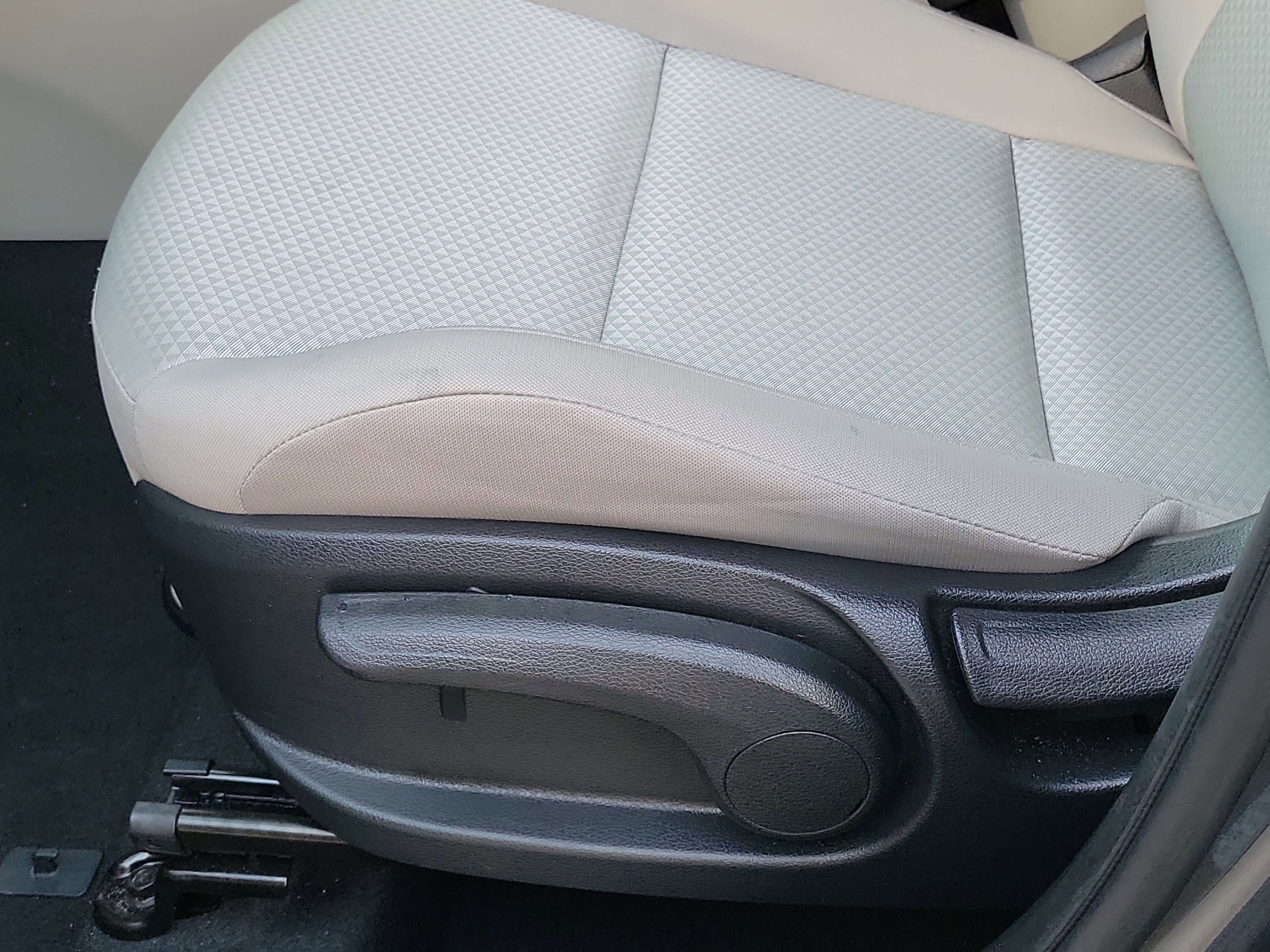 Used 2025 Kia Soul LX image 17