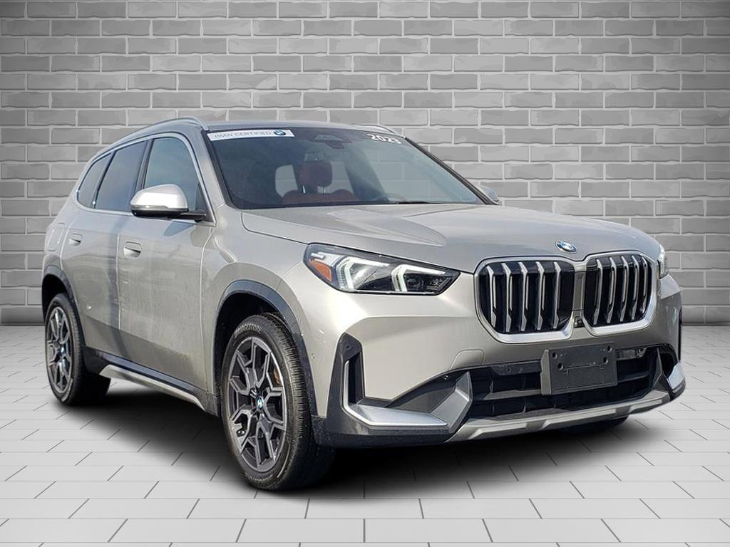 Certified 2023 BMW X1 xDrive28i w/ Premium Package image 3