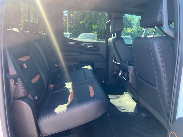 Used 2025 GMC Sierra 1500 AT4 w/ AT4 Premium Package AWD/4WD image 10