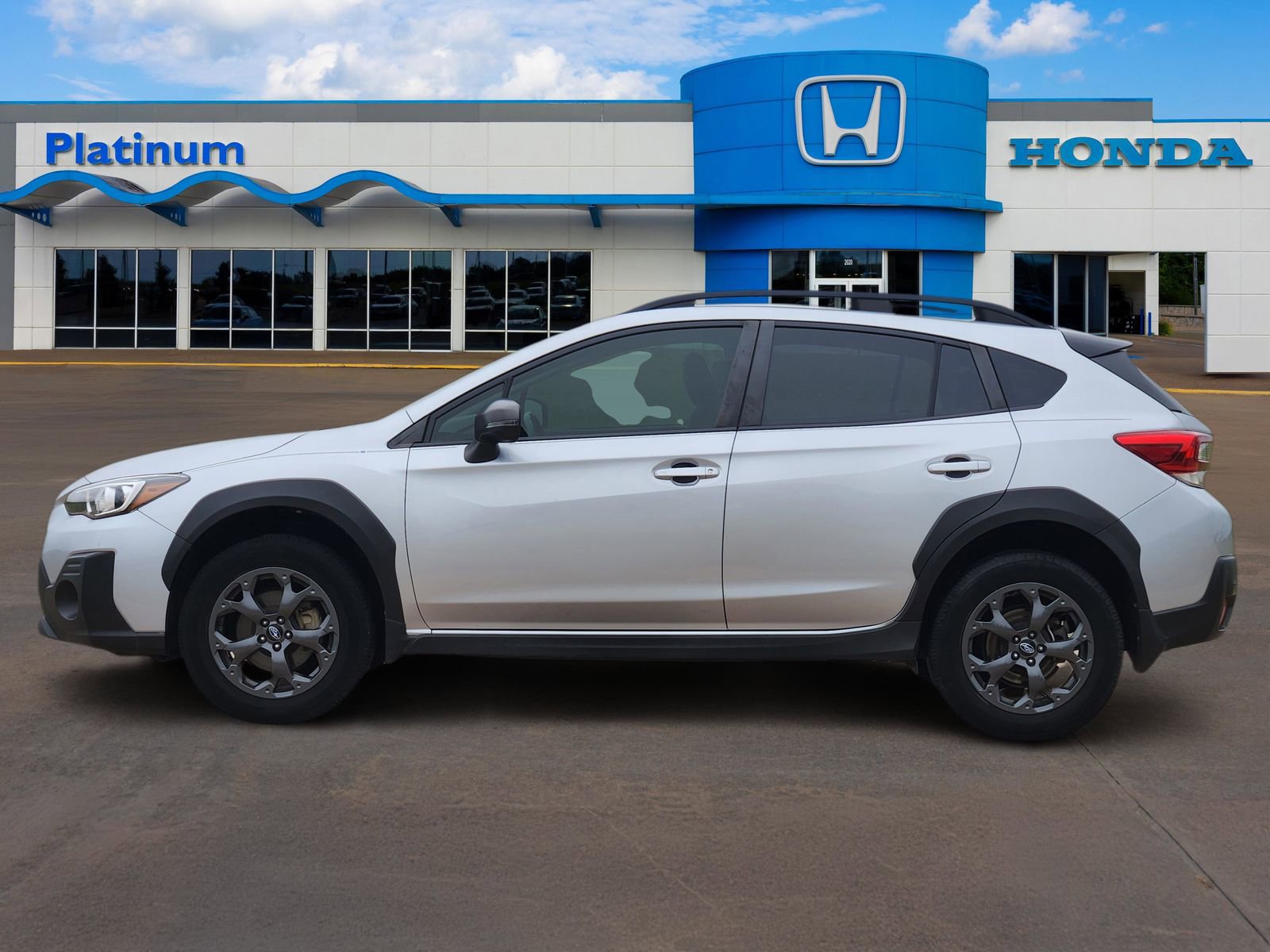 Used 2021 Subaru Crosstrek 2.5i Sport w/ Moonroof Package AWD/4WD image 3
