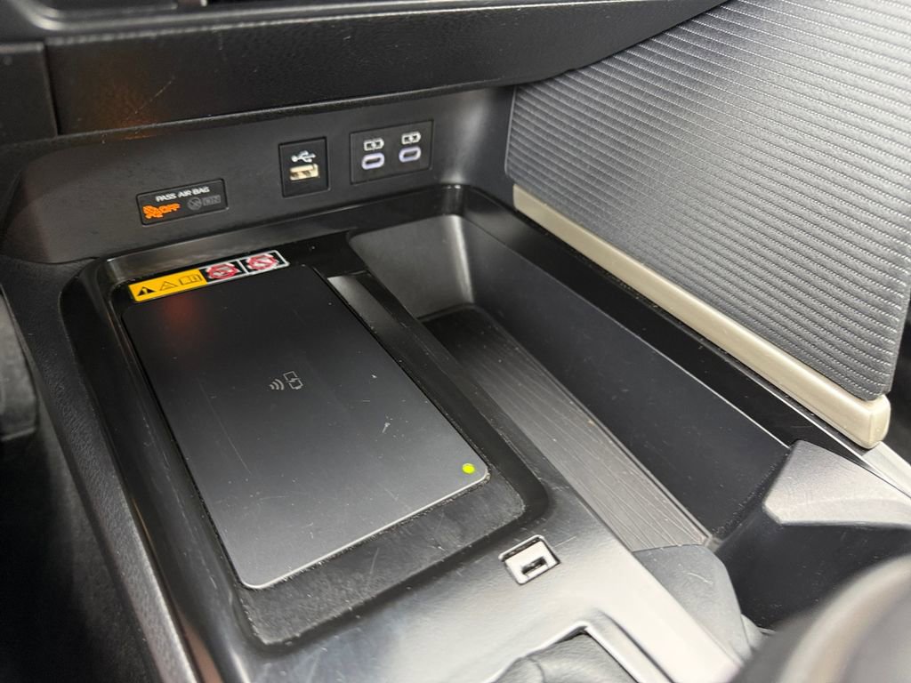 Certified 2025 Toyota Camry SE w/ Convenience Package AWD/4WD image 37
