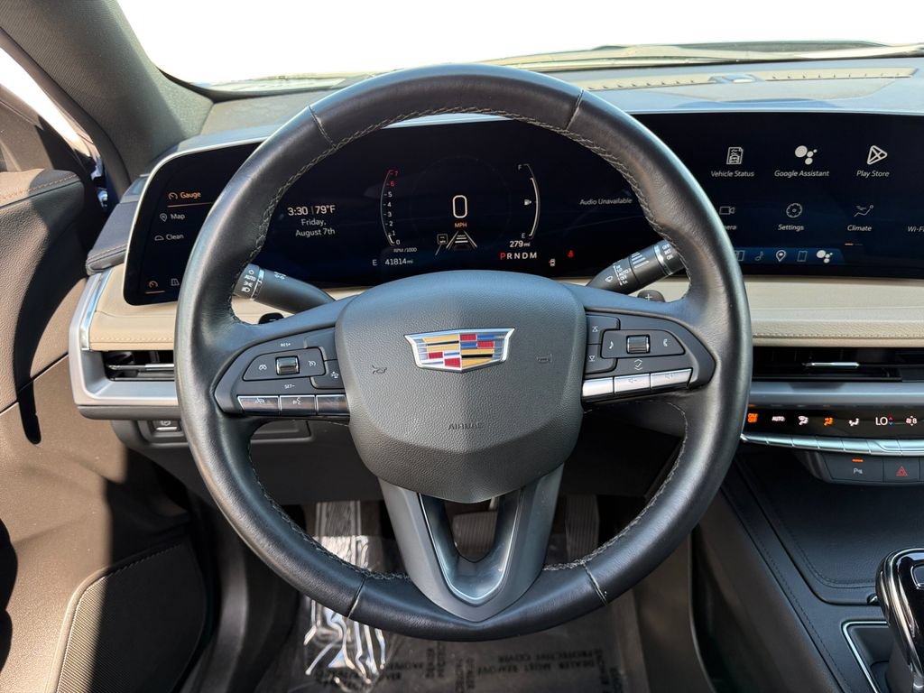 Used 2025 Cadillac XT4 Premium Luxury FWD image 12