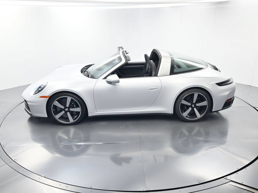 Used 2026 Porsche 911 Targa 4S AWD/4WD image 46