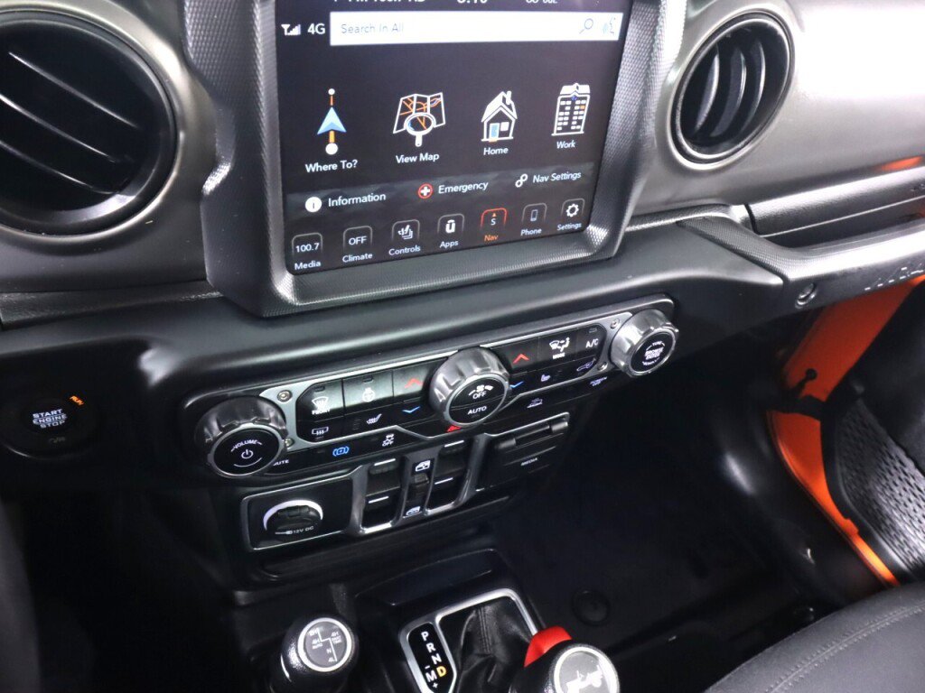 Used 2023 Jeep Wrangler Unlimited w/ Cold Weather Group AWD/4WD image 16