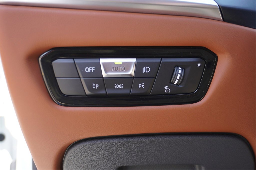 New 2025 BMW M4 xDrive Competition image 13