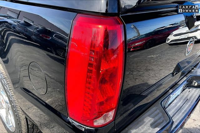 Used 2013 Cadillac Escalade EXT Premium AWD/4WD image 28