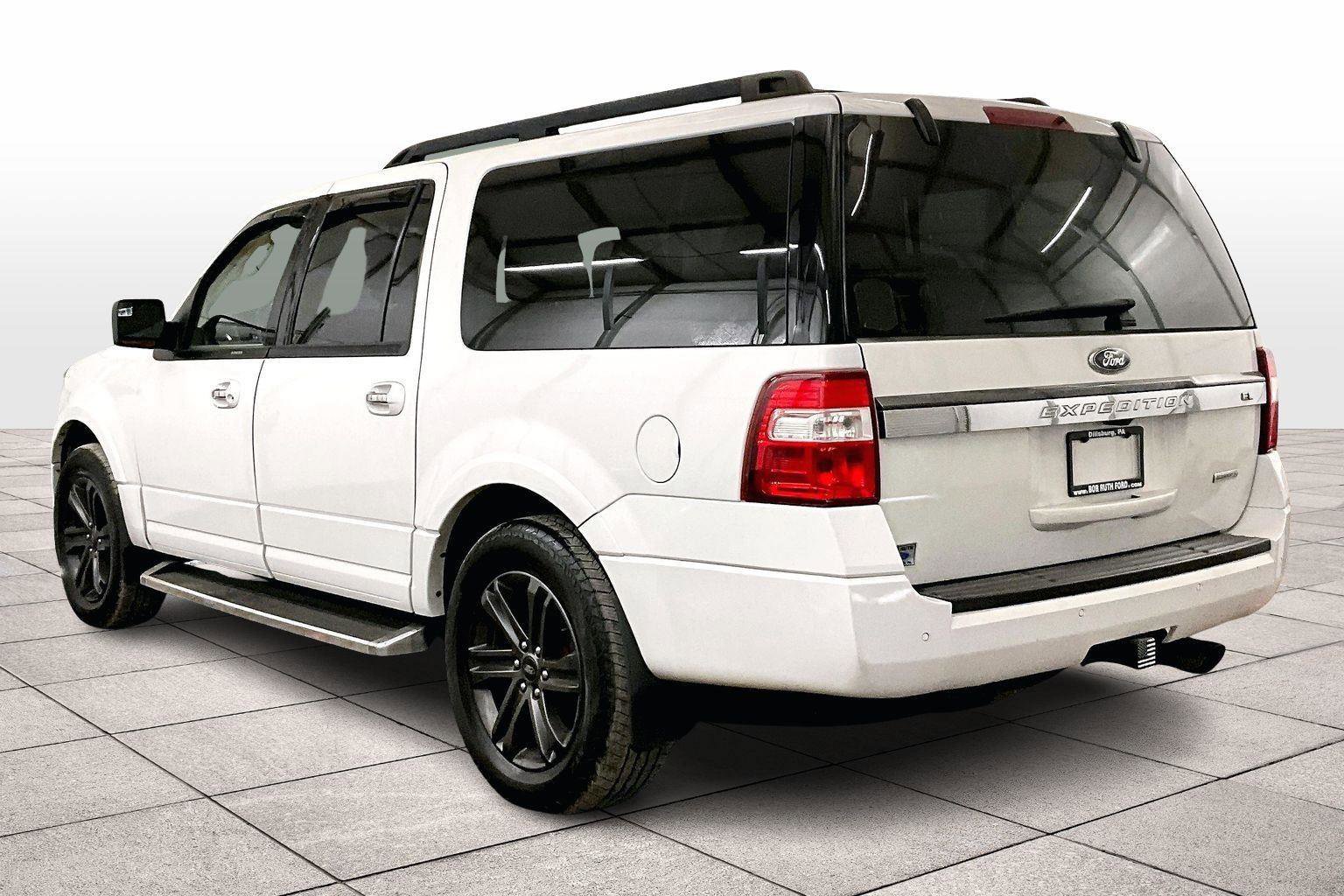 Used 2015 Ford Expedition EL XLT w/ Equipment Group 202A image 11