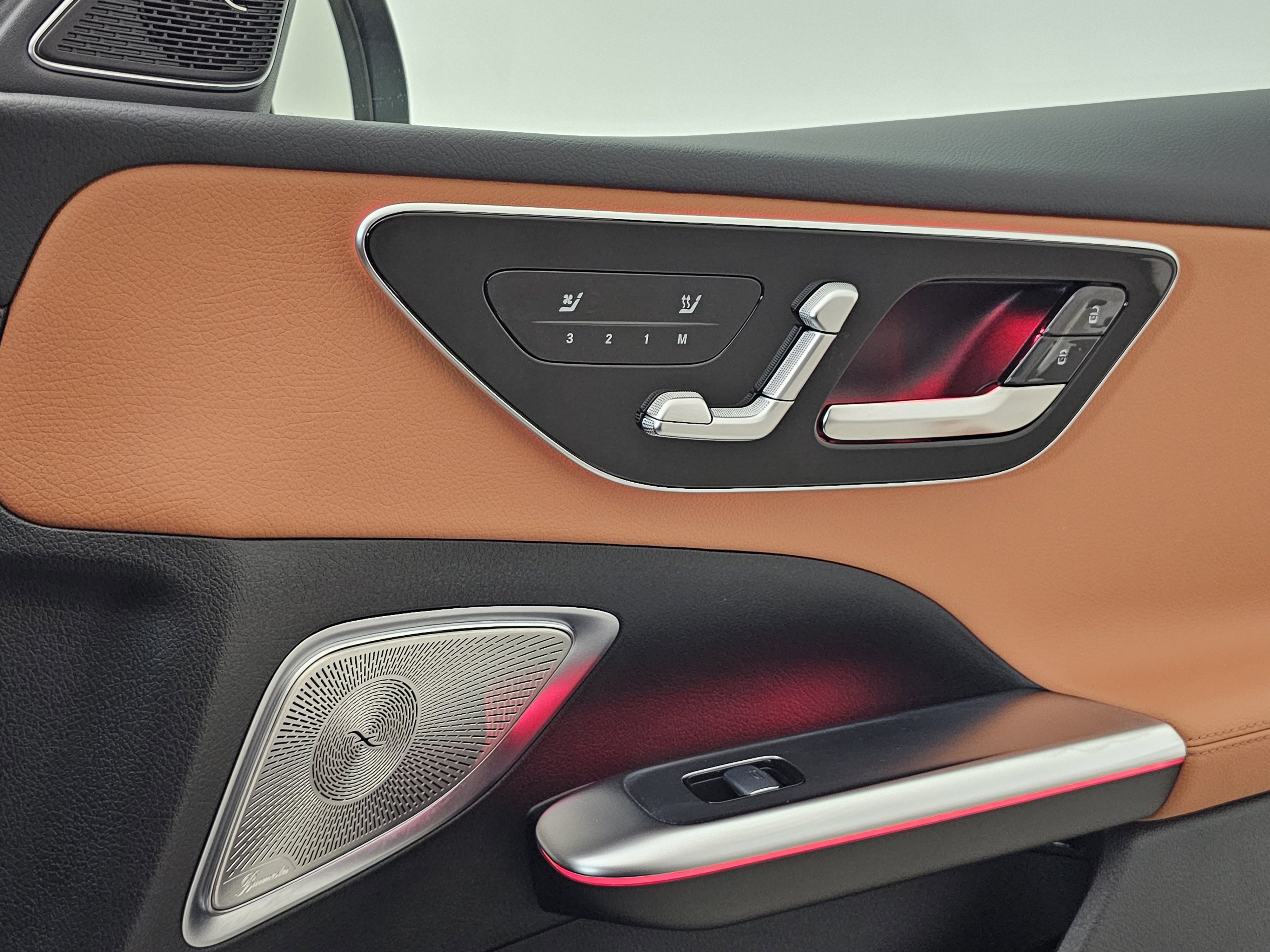 Certified 2025 Mercedes-Benz C 300 4MATIC Sedan image 19