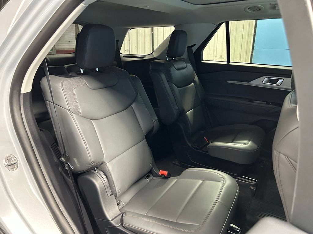 New 2026 Ford Explorer Active w/ Active Comfort Package AWD/4WD image 46