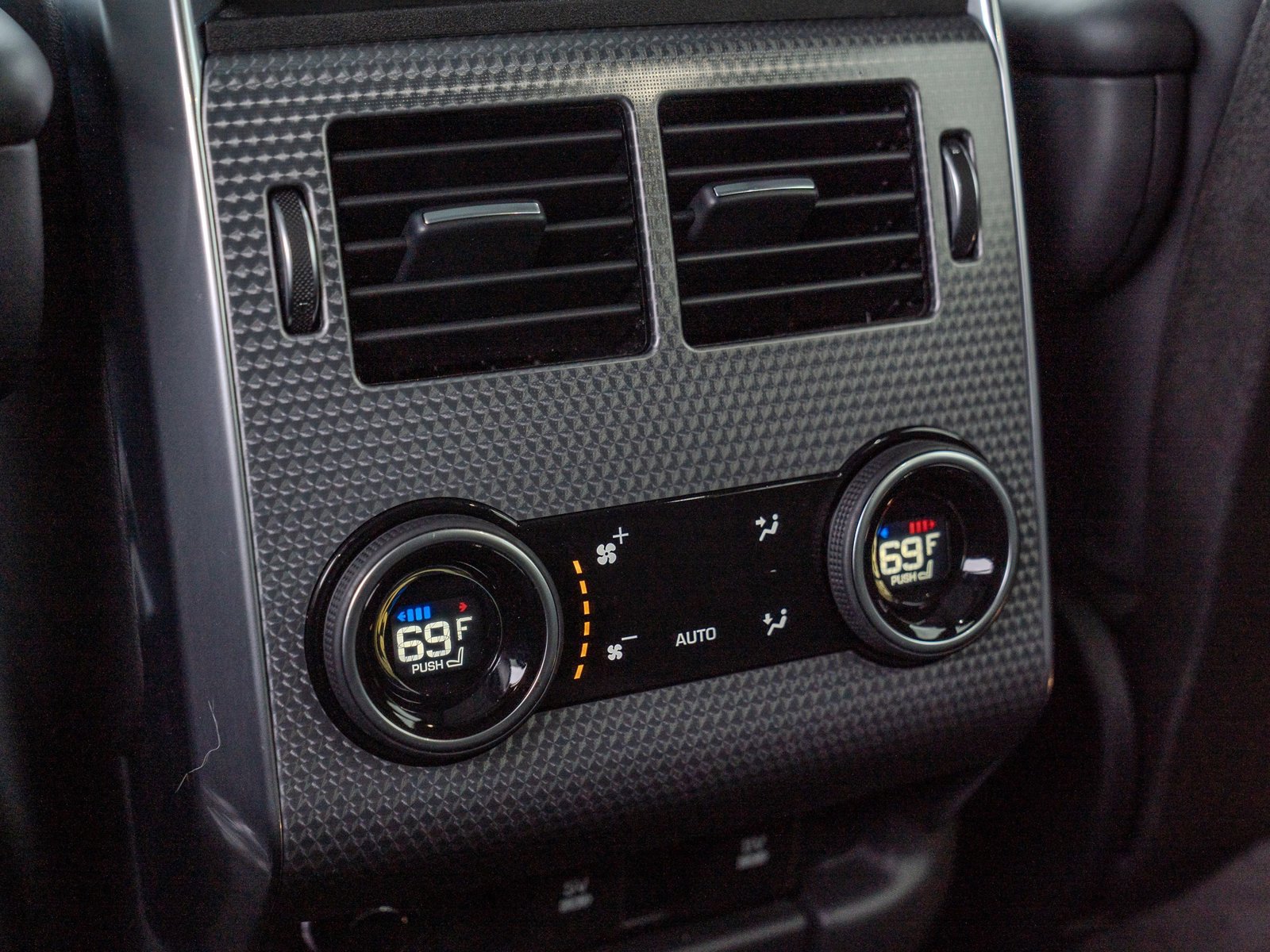 Used 2021 Land Rover Range Rover Sport HST image 28