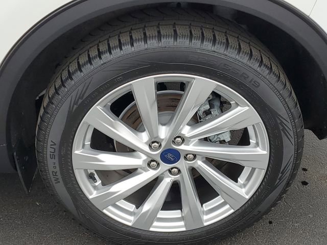 Certified 2021 Ford Escape Titanium w/ Titanium Elite Package image 5