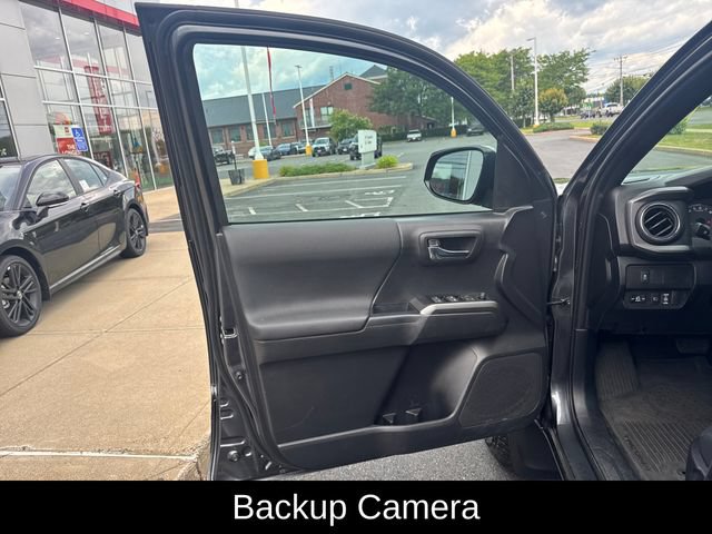 Used 2023 Toyota Tacoma TRD Off-Road w/ Black Out Package (TMS) AWD/4WD image 12