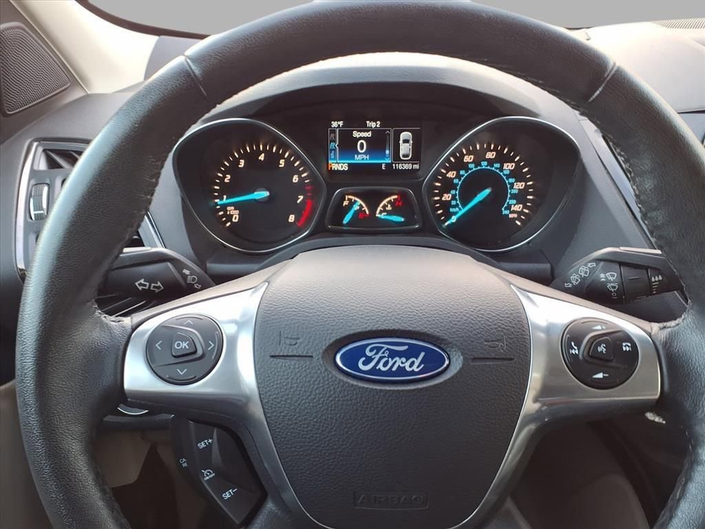 Used 2016 Ford Escape Titanium image 10